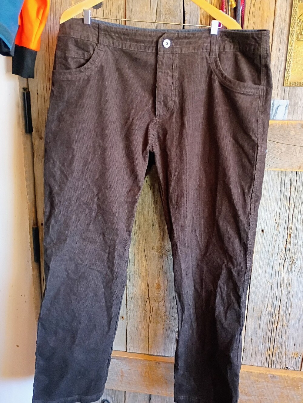 Kuhl Skeleton Korduroy EUC Pants Brown 40 X 32